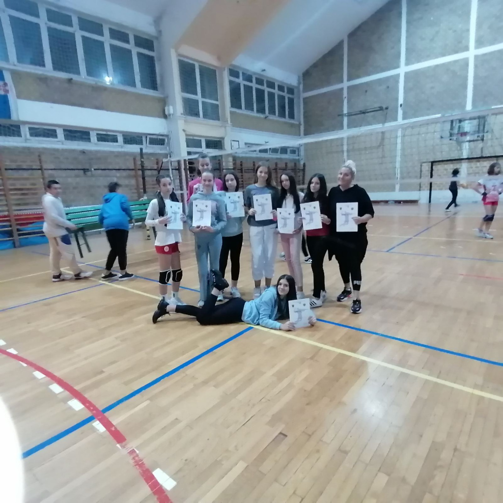 IMG-1bfc88647a5f0ad18cac301672ed4853-V.jpg IMG-1bfc88647a5f0ad18cac301672ed4853-V.jpg